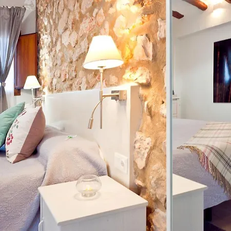 Cases Noves - Boutique - Adults Only 4*