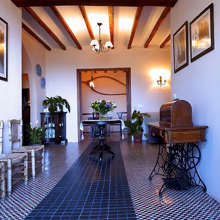Hotel Cases Noves - Boutique - Adults Only