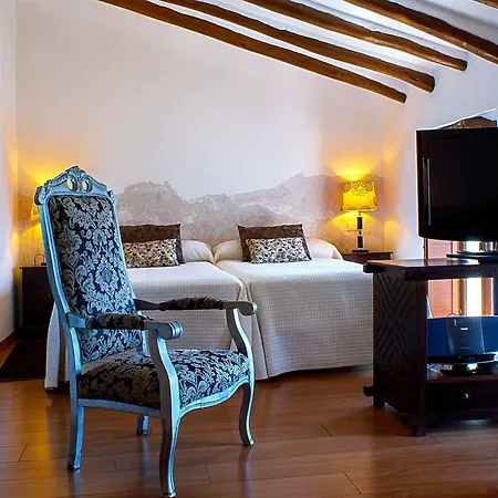 Hotel Cases Noves - Boutique - Adults Only
